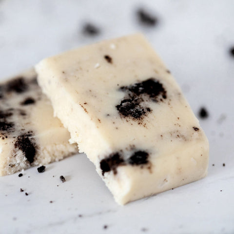Lolli and Pops L&P Collection Cookies and Cream Fudge